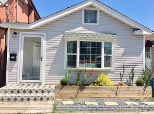 31 W 13th Rd, Broad Channel, NY 11693