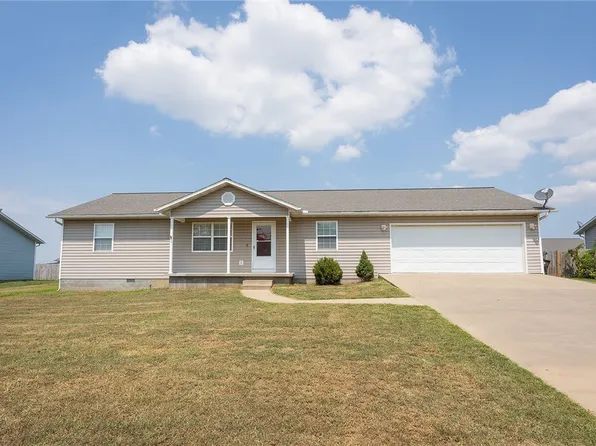 1312 McKennon St, Berryville, AR 72616