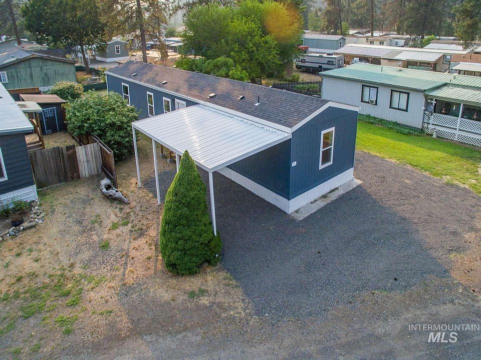 1st image of 7 Bass Ln