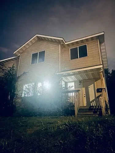 490 Page St E #A Photo 1