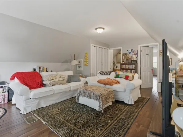 3726 N Ashland Ave, Chicago, IL