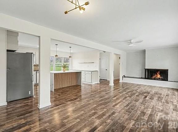 4th image of 2178 Tryon Courthouse Rd