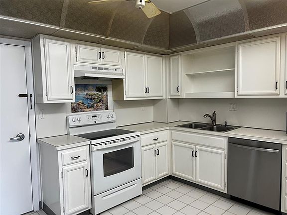 5th image of 3750 Galt Ocean Dr #A-1-9