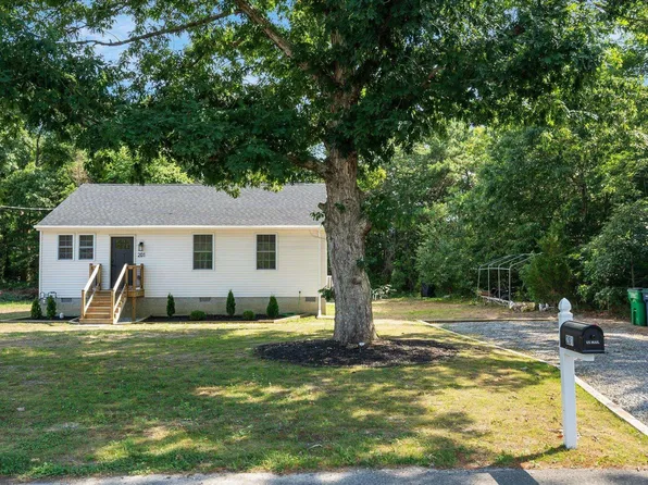 201 Poplar Ave, Egg Harbor Township, NJ 08234
