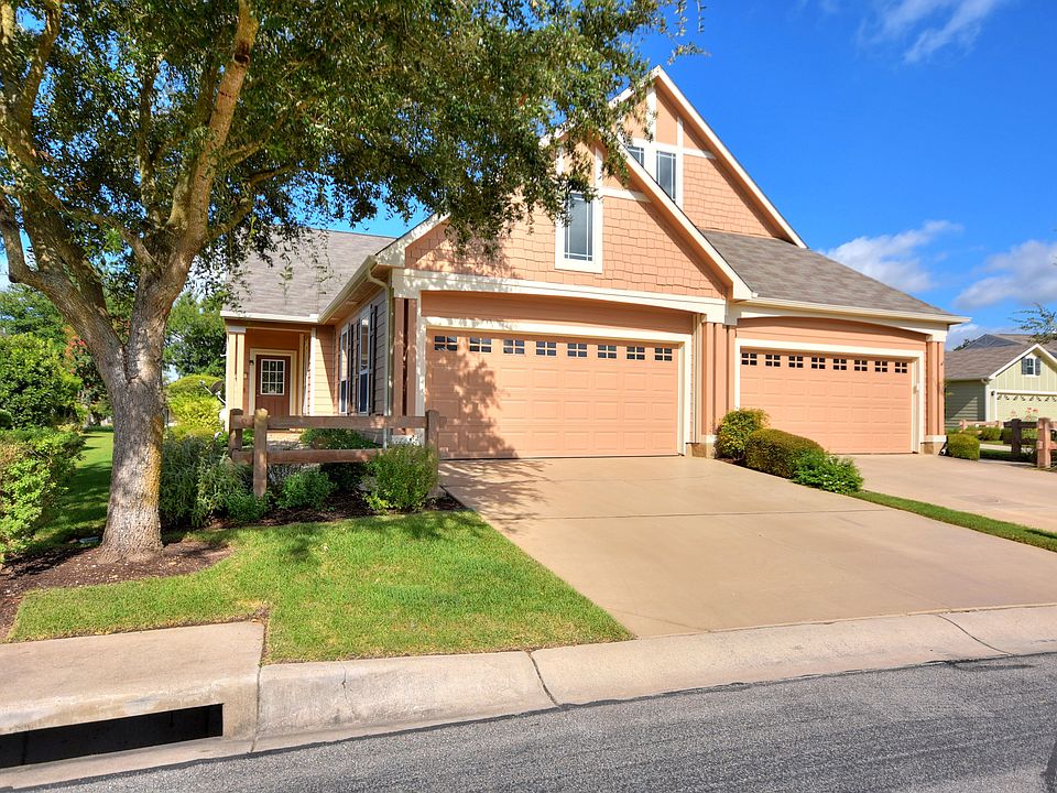 1st image of 113 Essex Ln