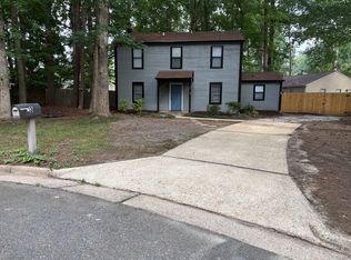 3 Polly Ct, Newport News, VA 23602