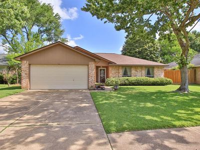 319 Land Grant Dr, Richmond, TX, 77406