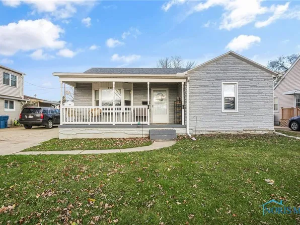 209 Guy St, Walbridge, OH 43465
