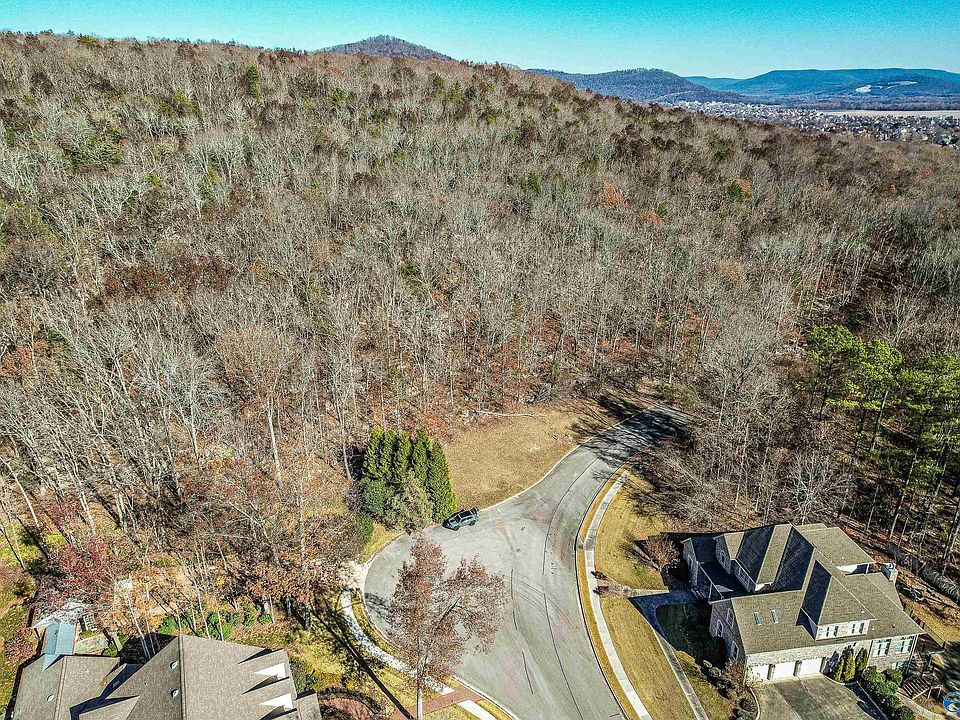 1st image of 1 Haver Hill Ln SE