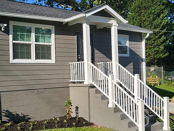4th image of 2140 Tiger Flowers Dr NW