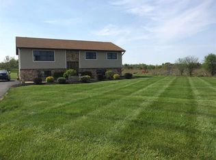 53 Hillside Dr, Athens, NY