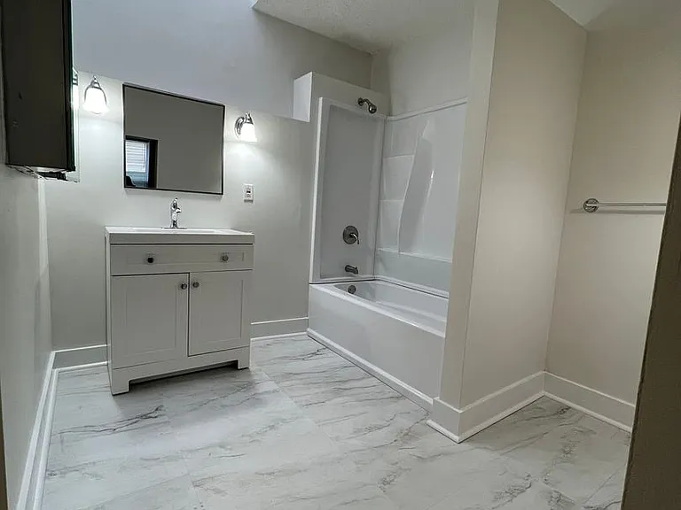 608 Ridgewood Ave — Photo 6