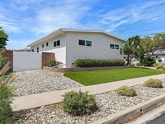 8851 Geraldine Ave — Photo 19