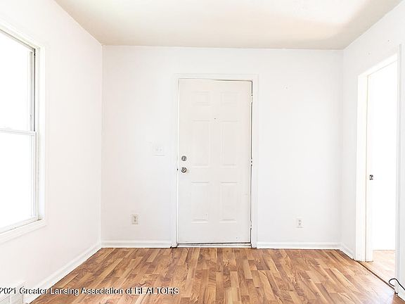 5th image of 1532 Vermont Ave
