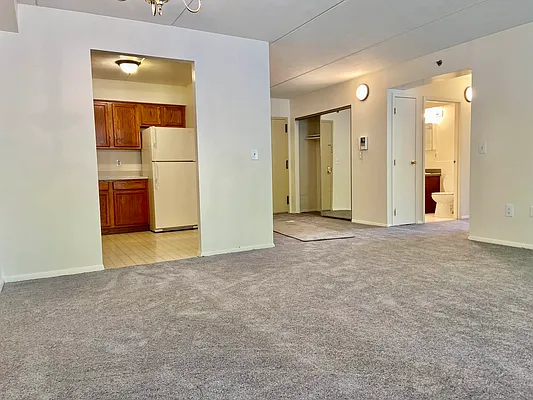 Rented by J Misrahi Realty Corp | media 17