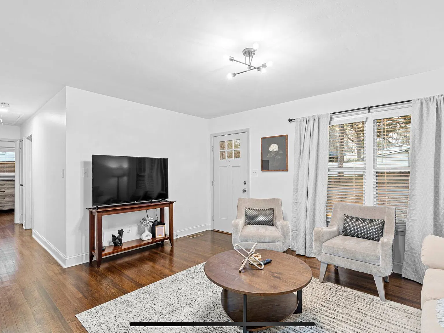 3032 Edsel Pl — Photo 4