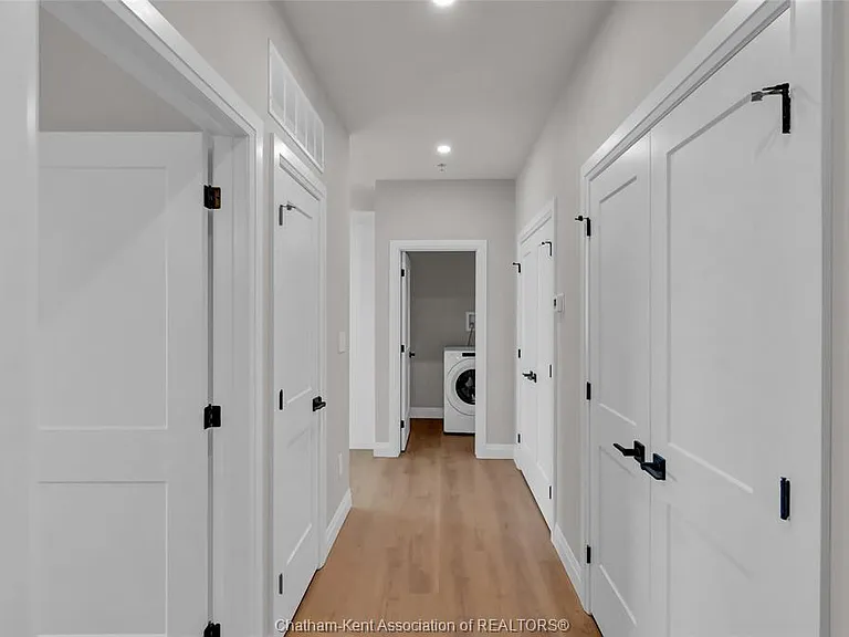 50 Nazarene Rd #527 — Photo 4