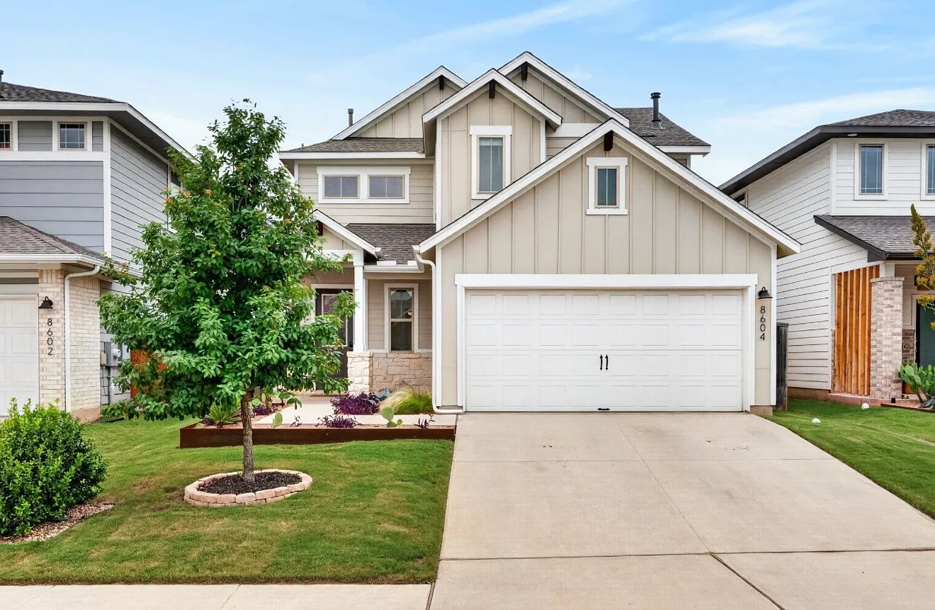 4 bed, 3.5 bath, 2100 sqft, $3,500 — Photo 1