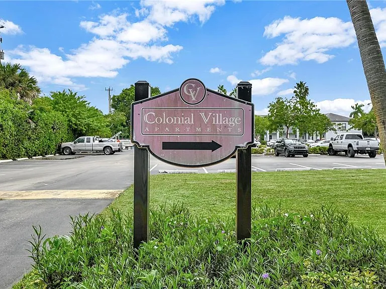 Colonial Village - 7550 Stirling Rd — Photo 45