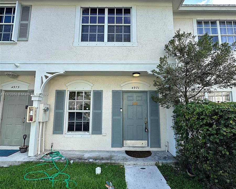 1st image of 4971 SW 31st Ter #4971
