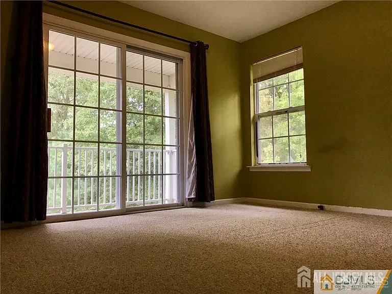 141 Forest Dr — Photo 10