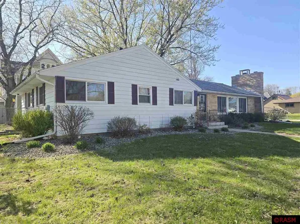 604 1st Ave S, Sleepy Eye, MN 56085