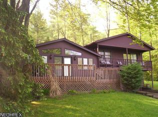 9186 NW Cherry Ln, Mineral City, OH