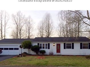 22 Pinewood Cir, Saint Albans, WV 25177