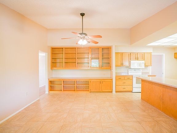 3rd image of 13006 W Meeker Blvd