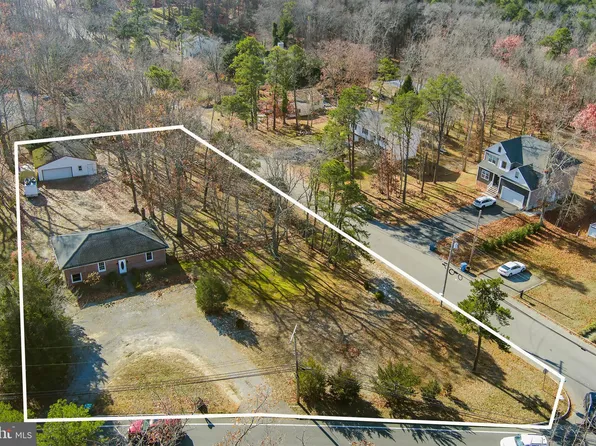 152 N Cooks Bridge Rd, Jackson, NJ 08527