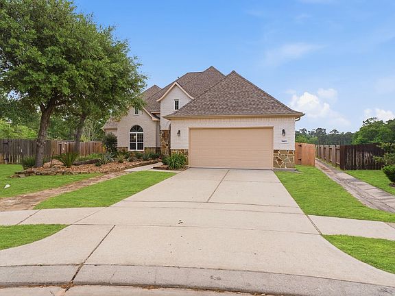 2nd image of 8403 Greenridge Manor Ln