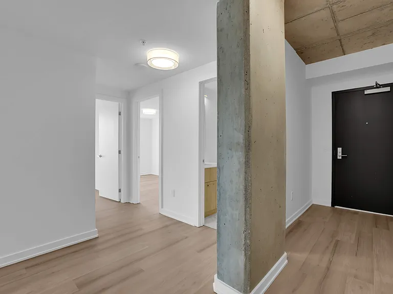 36 Robinson Ave — Photo 49