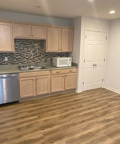 11111 Sonja Dr — Photo 6