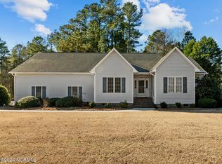 713 Taberna Cir, New Bern, NC 28562