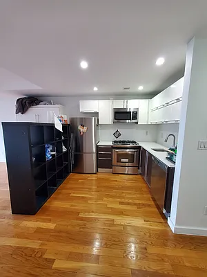 Rented by Furumoto Realty of New York City Inc | media 41