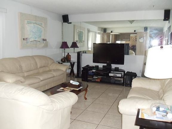 3rd image of 802 E 24th St