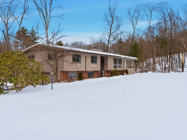 46 Brewster Rd, Sudbury, MA 01776