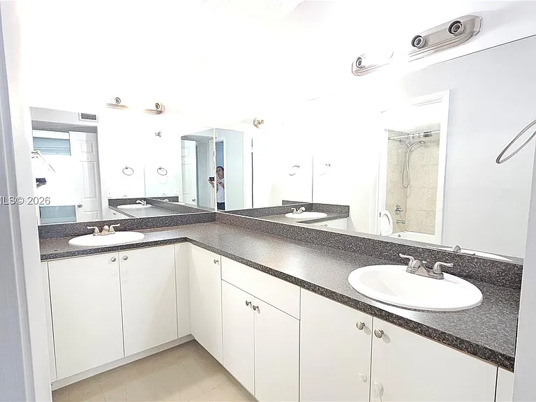 5800 SW 127th Ave #2103 — Photo 12
