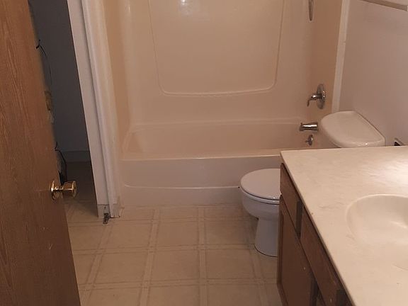 5th image of 21 Cherry St #B