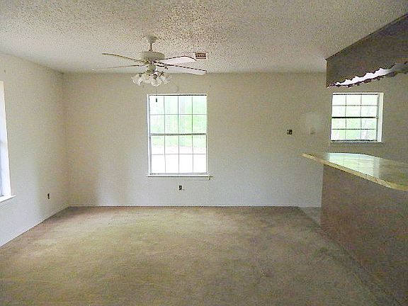 5th image of 1655 Shady Woods Dr