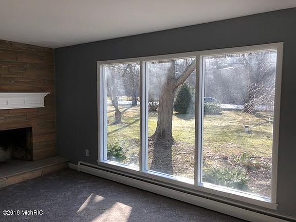 5th image of 1660 Wilson Ave NW