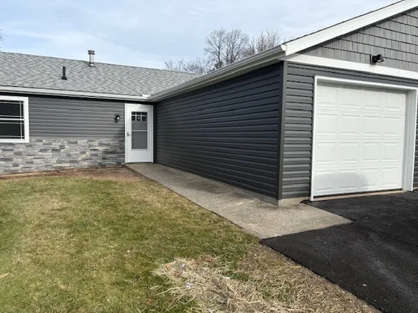 3559 Mount Pleasant St NW, North Canton, OH 44720