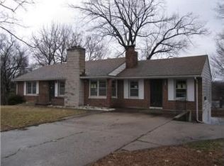 4002 NE Indianola Dr, Kansas City, MO 64116