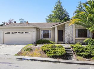 300 Ponderosa Ct, Richmond, CA 94803