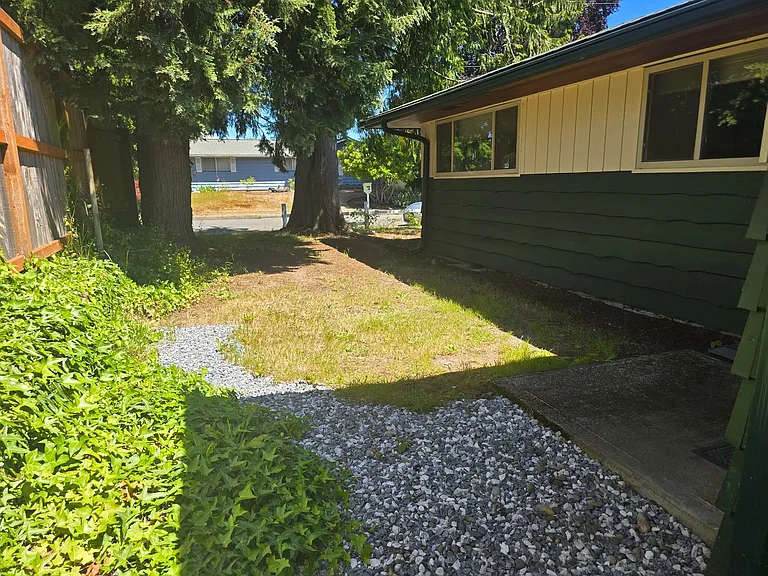 1012 N Villard St — Photo 30