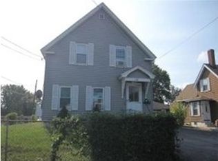 140 Calef Rd, Manchester, NH 03103