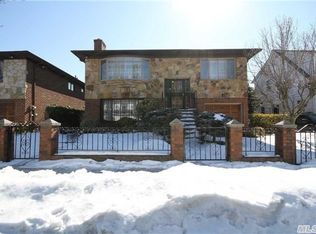 14466 29th Ave, Flushing, NY 11354