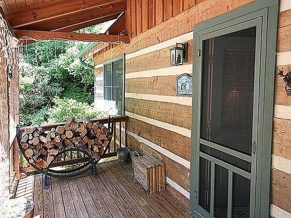 5th image of 142 Little Boulder Ln