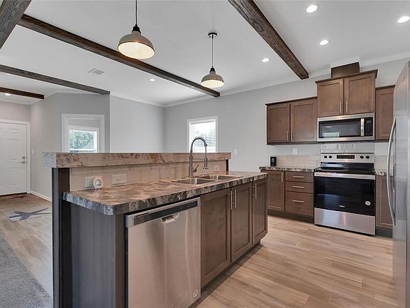 2nd image of 25294 CANTERBURY DRIVE