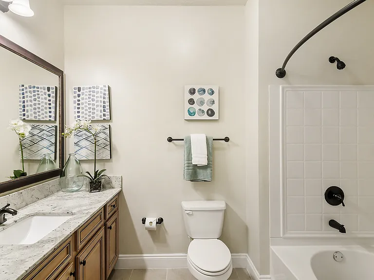 Charleston Apartment Homes — Photo 14